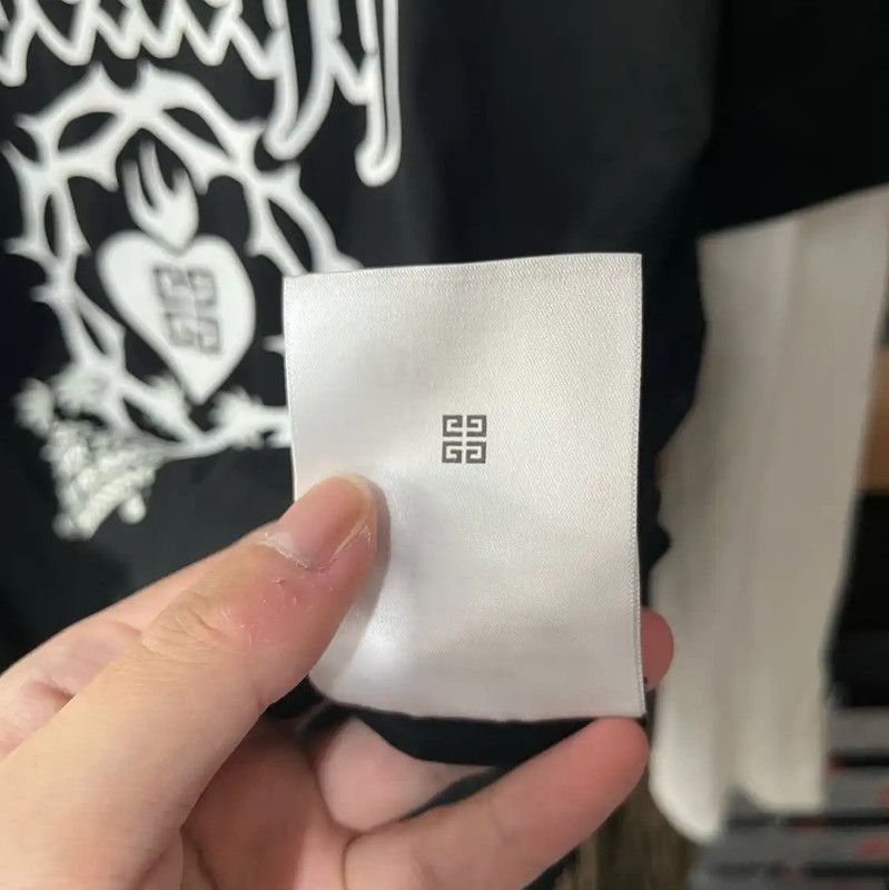 Givenchy Givenchy Men's Black Cotton T-shirt 0089 Size US M / EU 48-50 / 2 - 8 Thumbnail