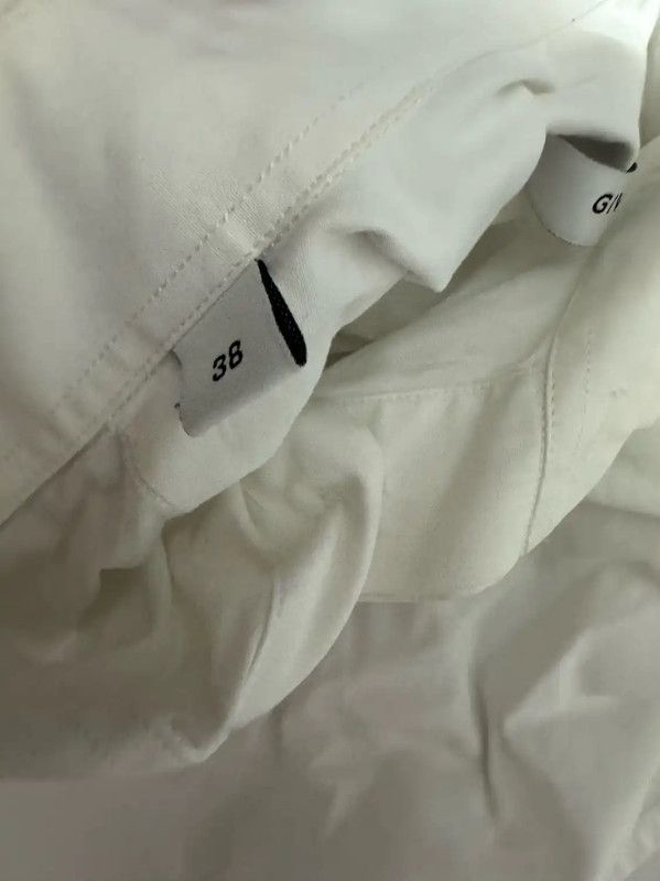 Givenchy Givenchy White Cotton Embroidered Logo Shirt 0089 Size US S / EU 44-46 / 1 - 3 Thumbnail