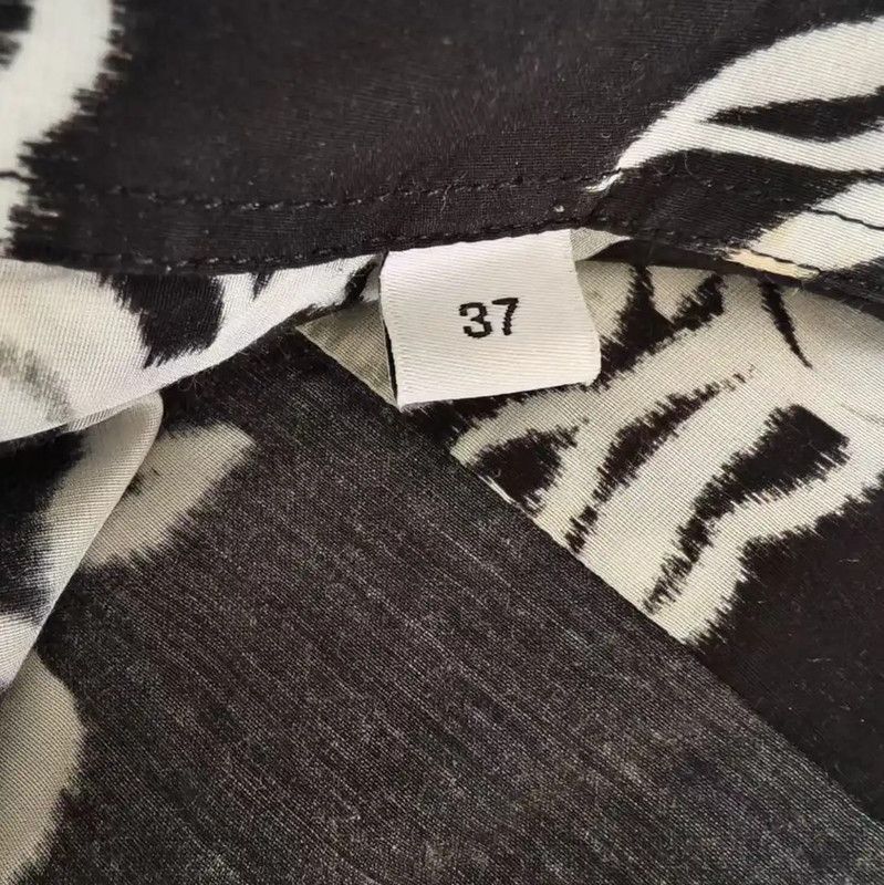 Givenchy Givenchy Black Floral Print Long Sleeve Shirt 0089 Size US S / EU 44-46 / 1 - 4 Thumbnail