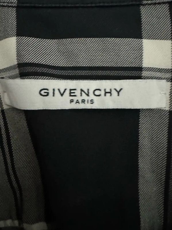 Givenchy Givenchy Color Blocked Men's Shirt 0089 Size US S / EU 44-46 / 1 - 4 Thumbnail
