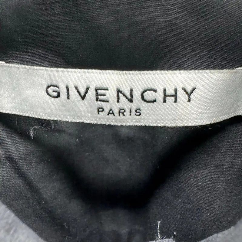 Givenchy Givenchy Black Shark Graphic Shirt for Men 0089 Size US M / EU 48-50 / 2 - 3 Thumbnail