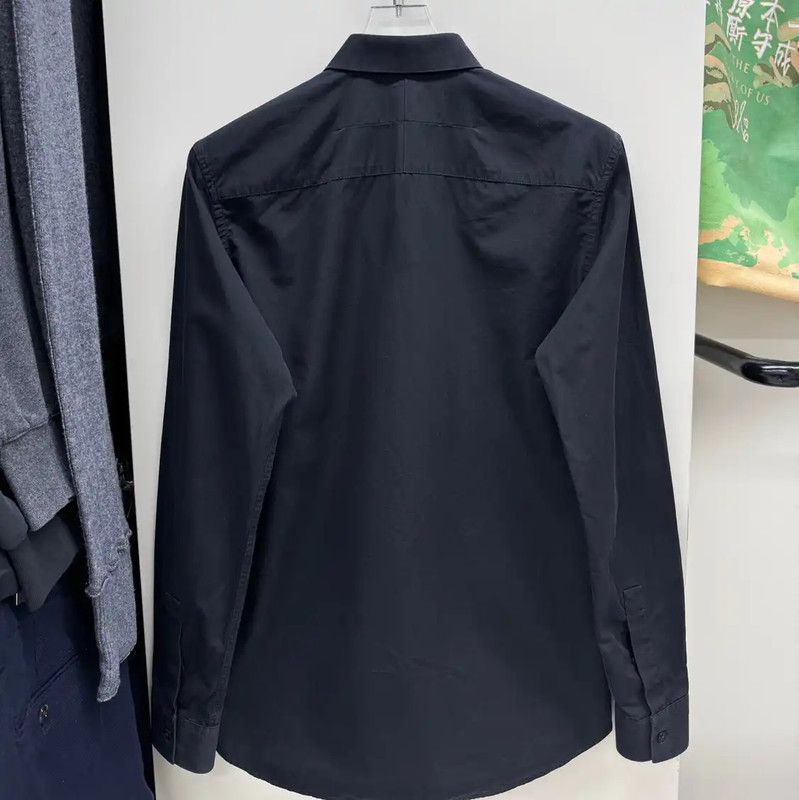 Givenchy Givenchy Black Shark Graphic Shirt for Men 0089 Size US M / EU 48-50 / 2 - 2 Thumbnail