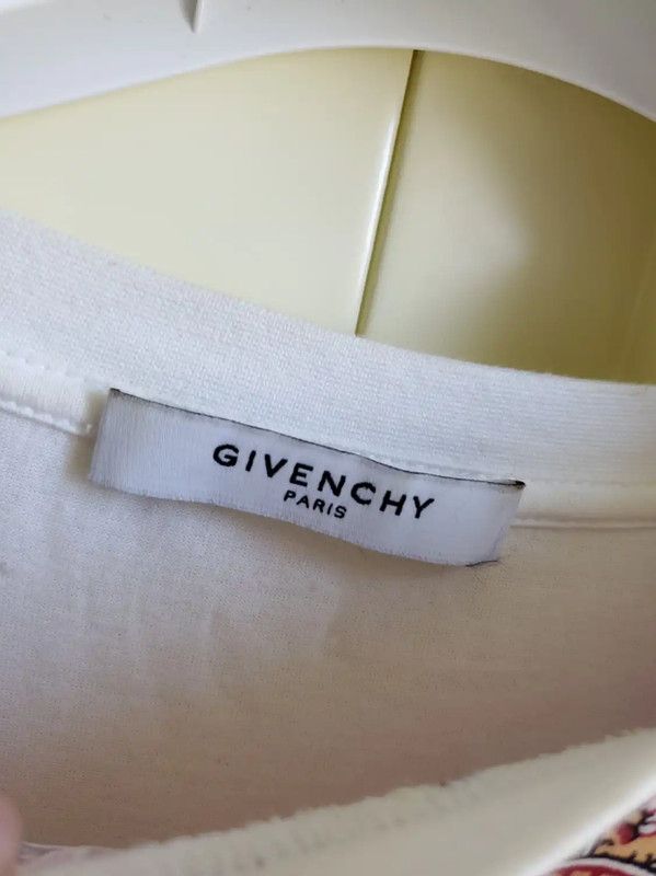 Givenchy Givenchy Summer White Silk Short Sleeve Tee 0089 Size US S / EU 44-46 / 1 - 4 Thumbnail
