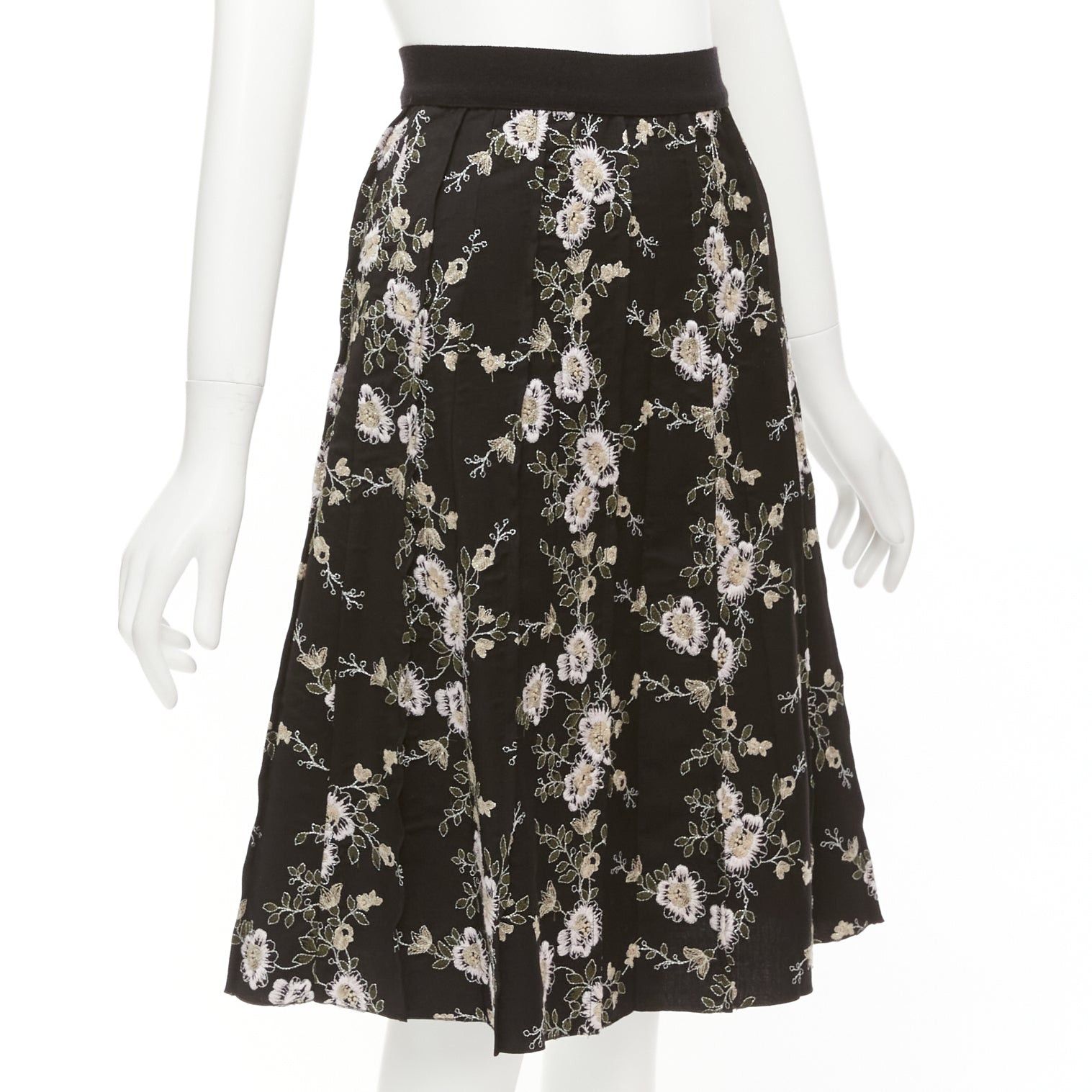 Giambattista Valli GIAMBATTISTA VALLI black pink floral embroidered 100% wool midi skirt IT38 XS Size 26" / US 2 / IT 38 - 3 Thumbnail