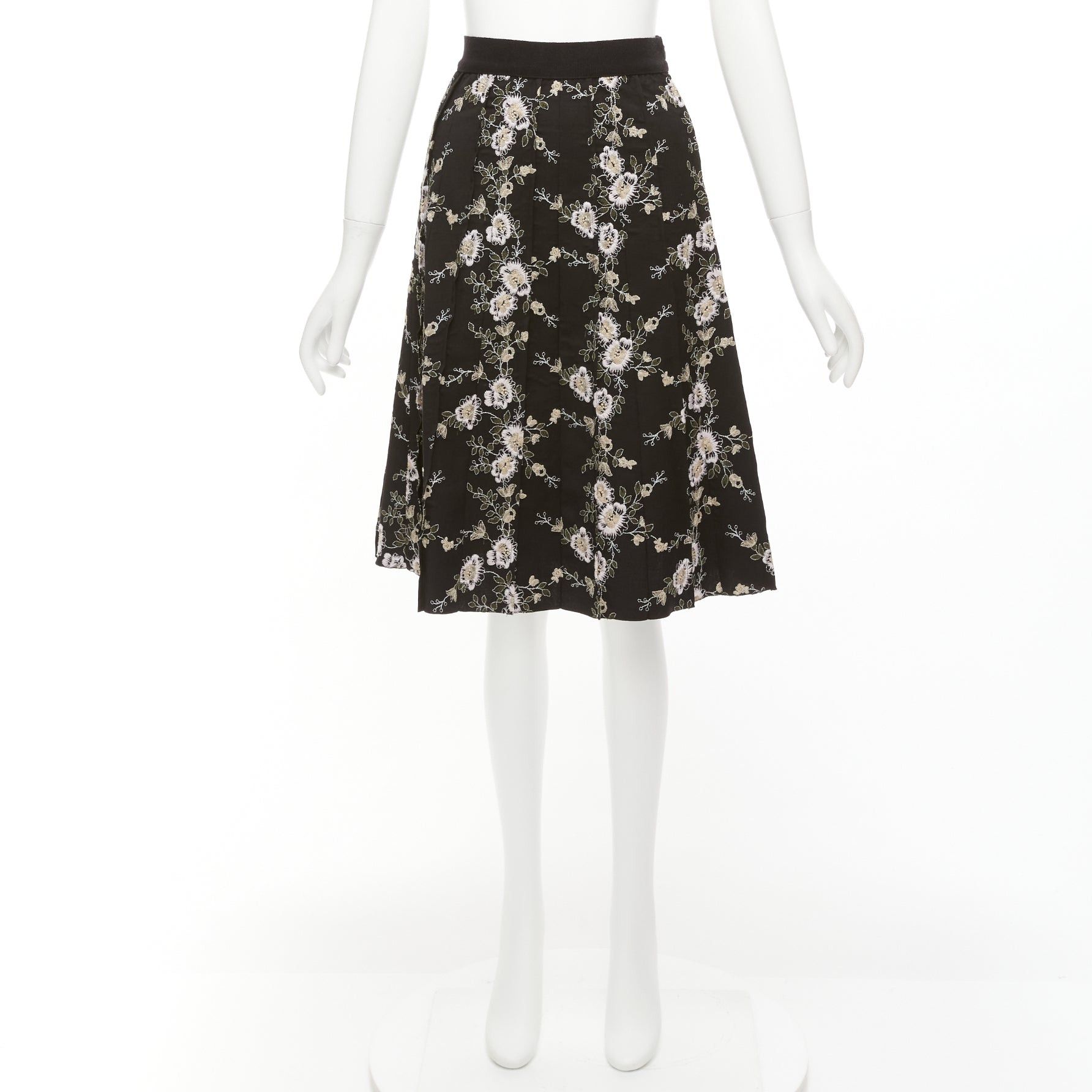 Giambattista Valli GIAMBATTISTA VALLI black pink floral embroidered 100% wool midi skirt IT38 XS Size 26" / US 2 / IT 38 - 9 Thumbnail