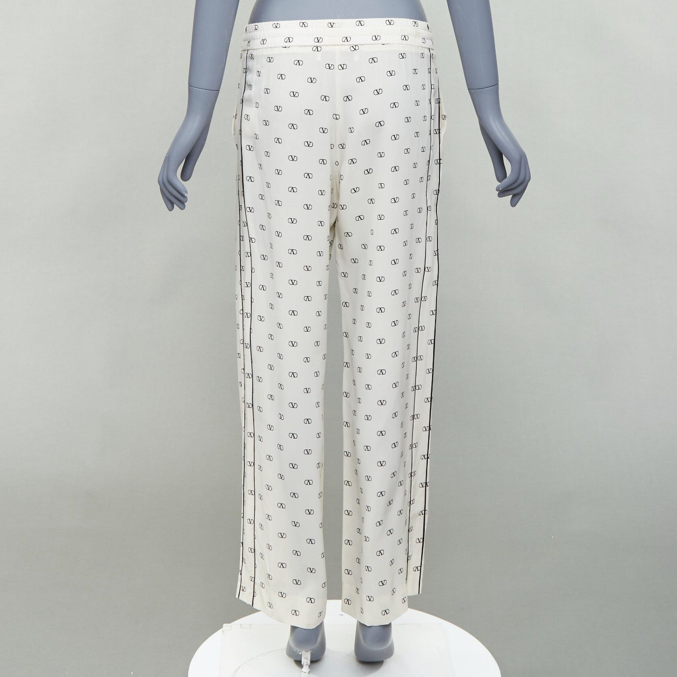 Valentino VALENTINO 100% silk cream V logo black trim pajama pants IT36 XXS Size 25" / US 0 / IT 36 - 5 Thumbnail