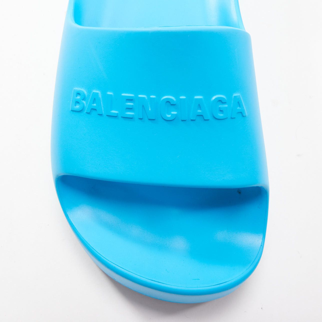 Balenciaga BALENCIAGA sky blue logo embossed rubber platform chunky slides EU38 Size US 8 / IT 38 - 6 Thumbnail