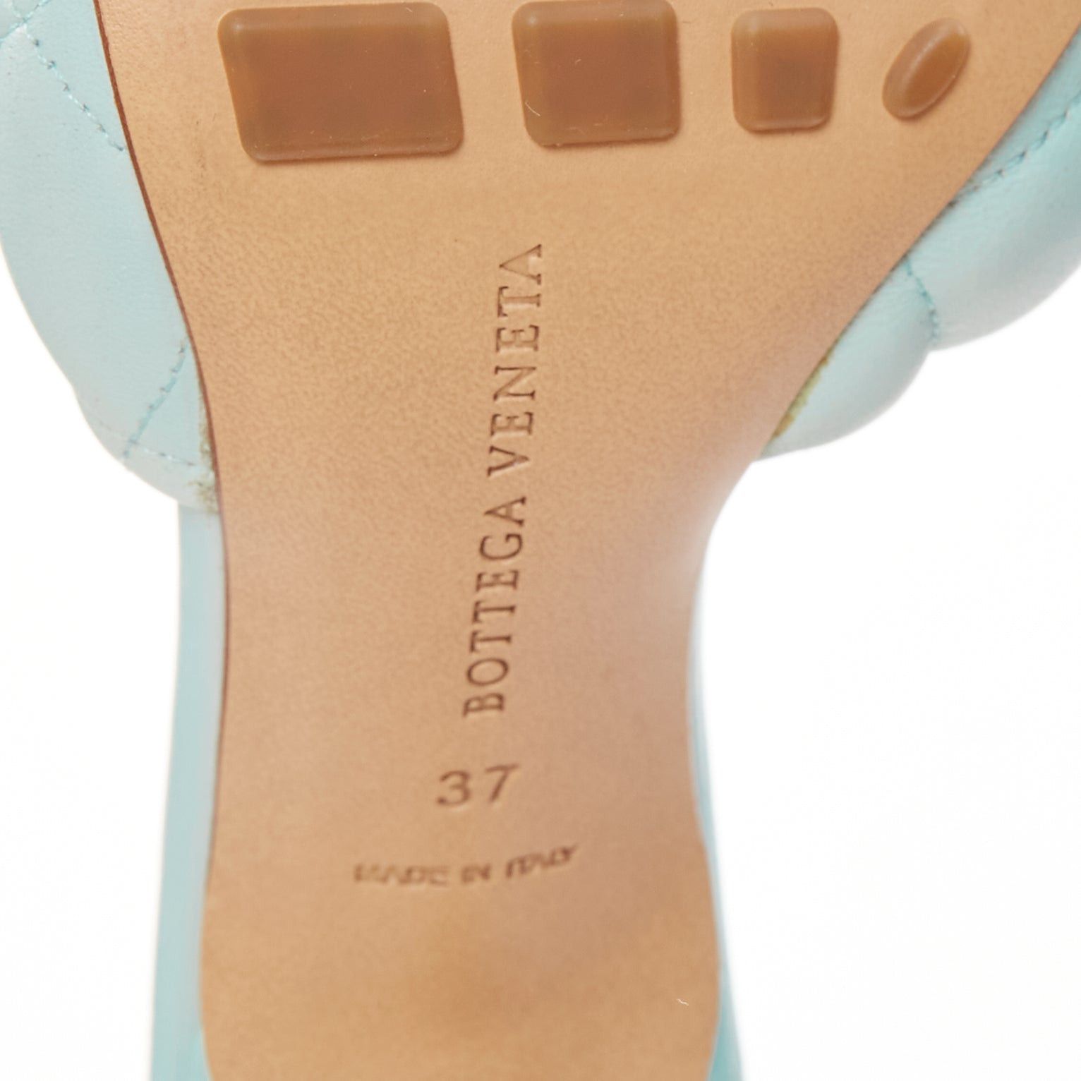 Bottega Veneta BOTTEGA VENETA Padded Matelasse light blue leather open square toe mule sandals EU37 Size US 7 / IT 37 - 10 Thumbnail