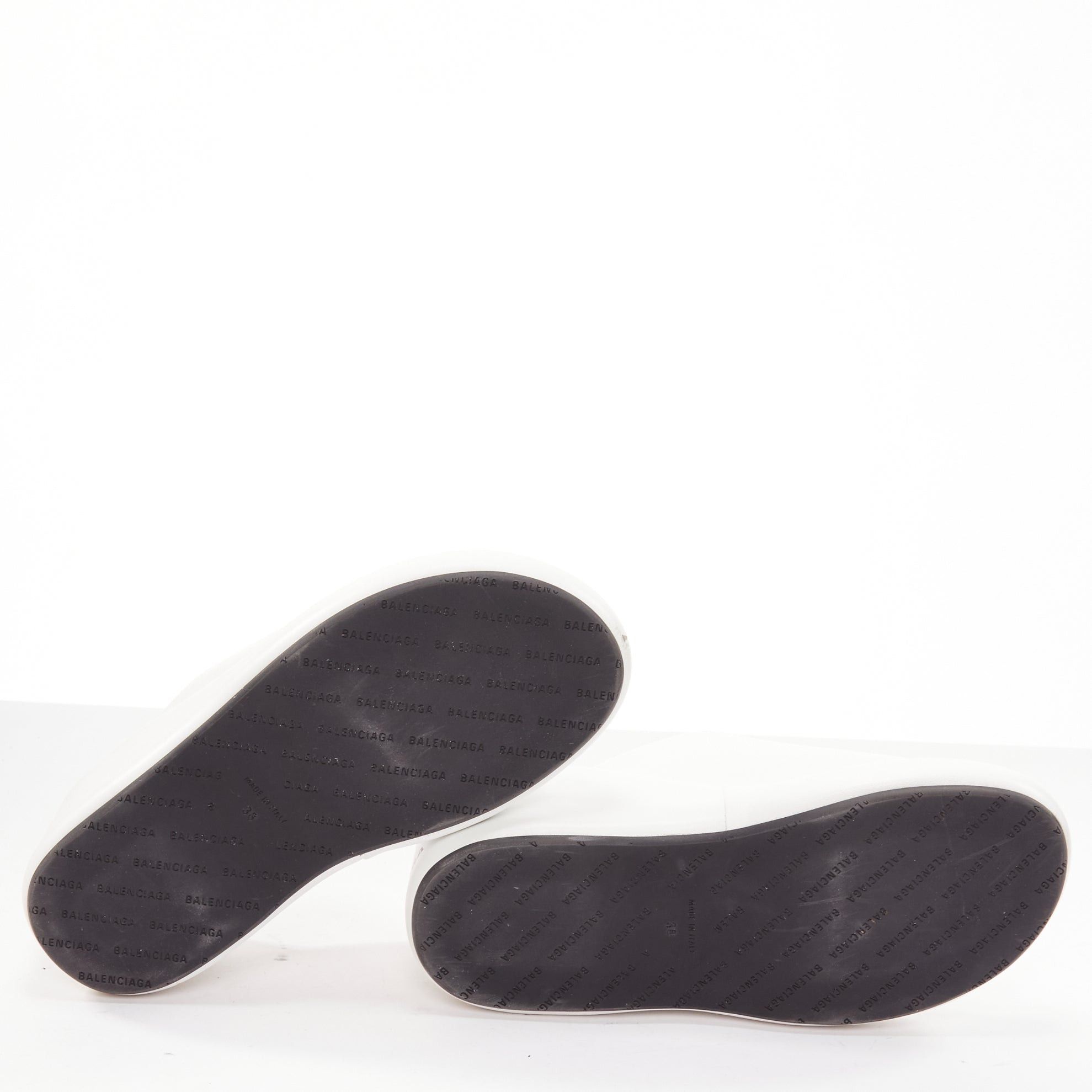 Balenciaga BALENCIAGA Rise white calf leather black logo padded wedged slides EU38 Size US 8 / IT 38 - 11 Thumbnail