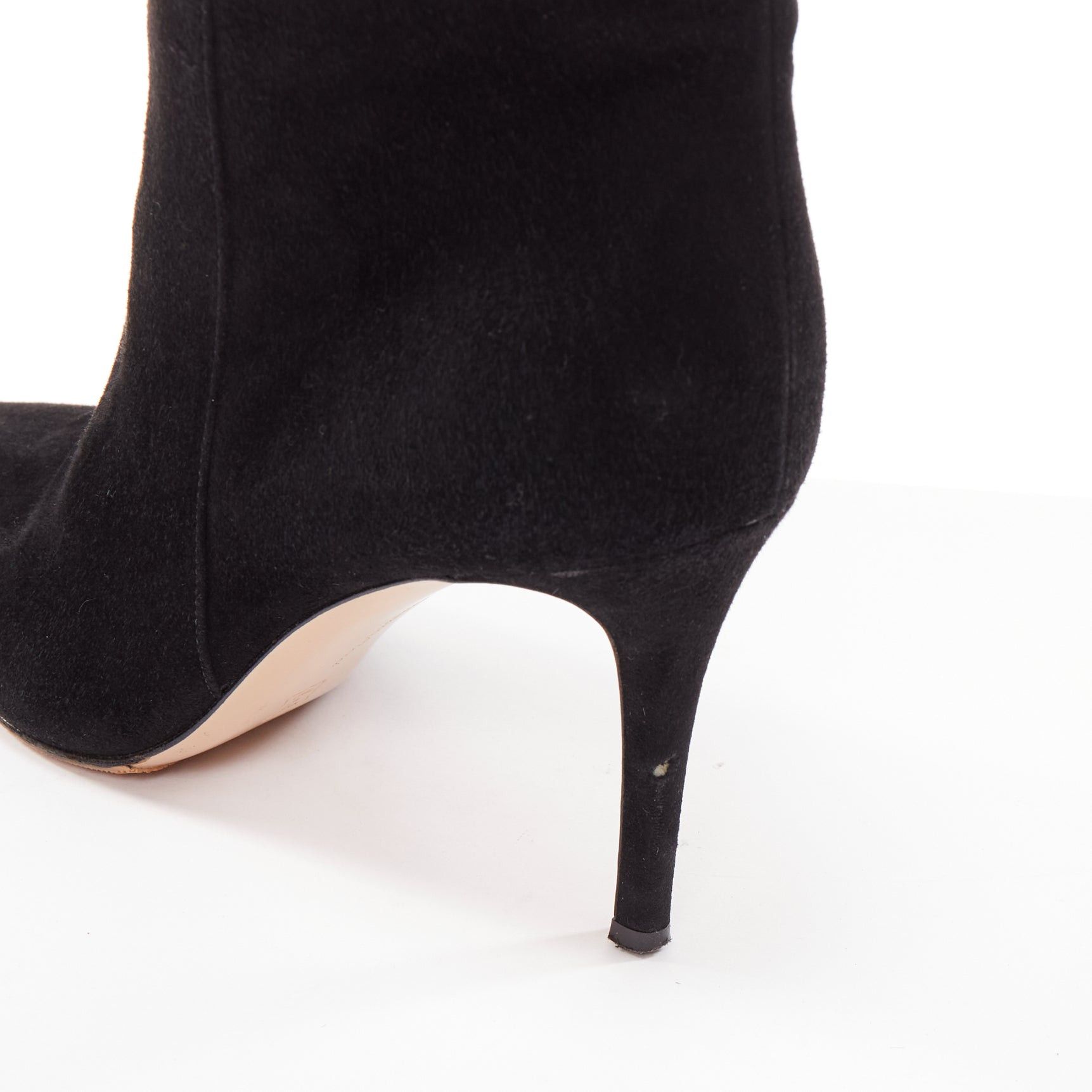 Gianvito Rossi GIANVITO ROSSI Stilo black suede leather pointy toes ankle booties EU37.5 Size US 7.5 / IT 37.5 - 8 Thumbnail