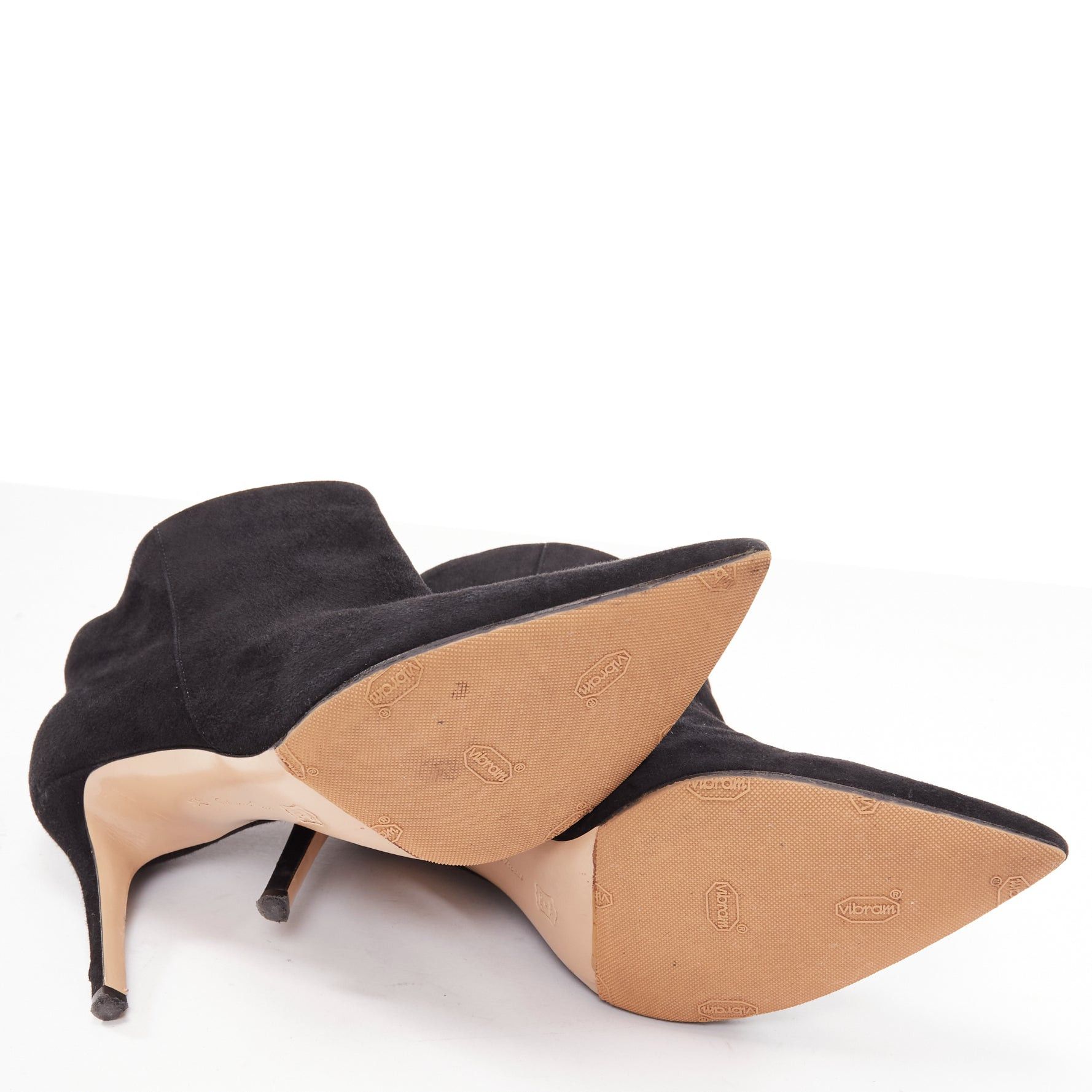 Gianvito Rossi GIANVITO ROSSI Stilo black suede leather pointy toes ankle booties EU37.5 Size US 7.5 / IT 37.5 - 11 Thumbnail