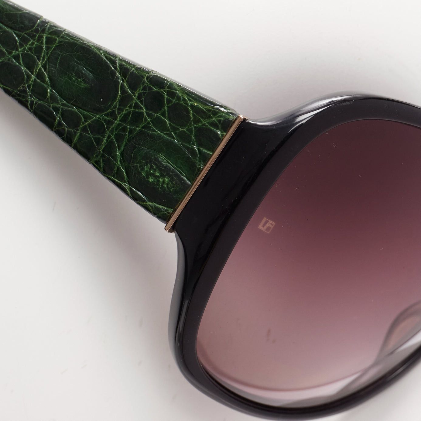 Linda Farrow LINDA FARROW Luxe LFL18 green scaled leather arms black oversized sunglasses Size ONE SIZE - 2 Thumbnail
