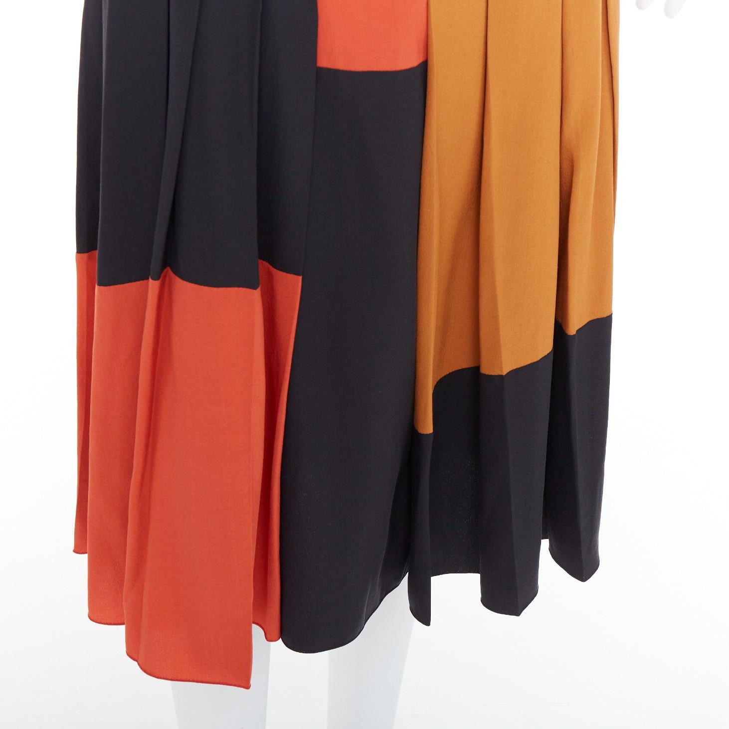 Bottega Veneta BOTTEGA VENETA 100% silk black orange brown colorblock pleated skirt IT36 XXS Size 25" / US 0 / IT 36 - 2 Thumbnail