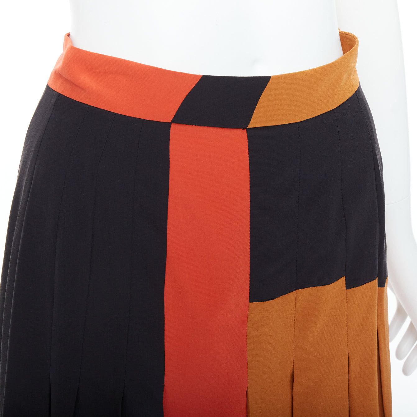 Bottega Veneta BOTTEGA VENETA 100% silk black orange brown colorblock pleated skirt IT36 XXS Size 25" / US 0 / IT 36 - 7 Thumbnail
