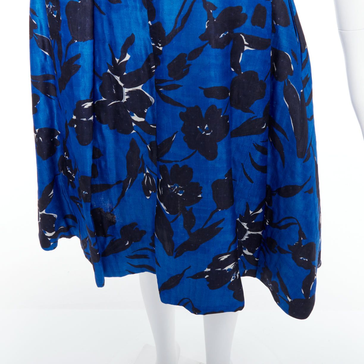 Oscar De La Renta OSCAR DE LA RENTA S07 blue black silk cotton floral print full midi skirt US2 S Size 27" / US 4 / IT 40 - 7 Thumbnail