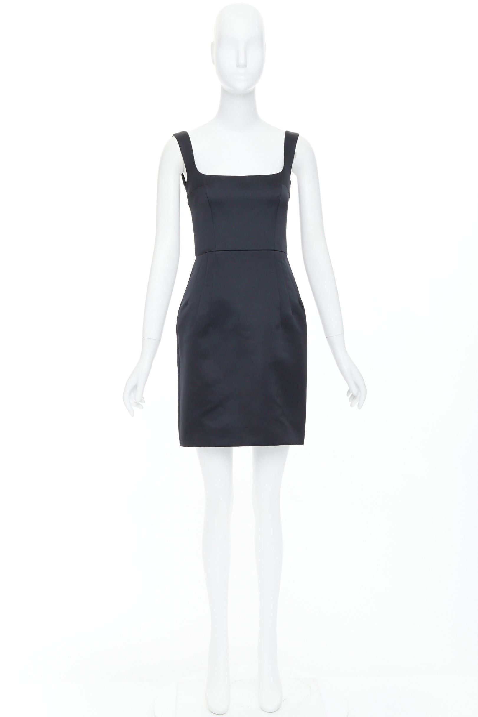 Emilia Wickstead EMILIA WICKSTEAD 2021 Salma black duchess satin structured hip dress UK6 S Size M / US 6-8 / IT 42-44 - 9 Thumbnail