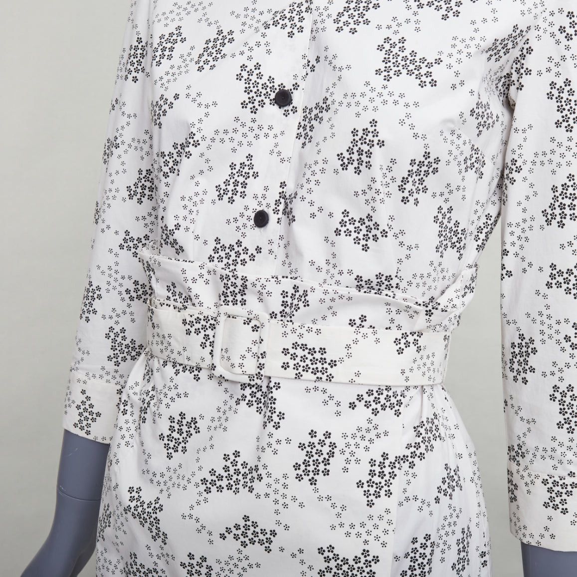 Bottega Veneta BOTTEGA VENETA cream cotton floral print wrap belted shirt dress IT38 XS Size XS / US 0-2 / IT 36-38 - 2 Thumbnail