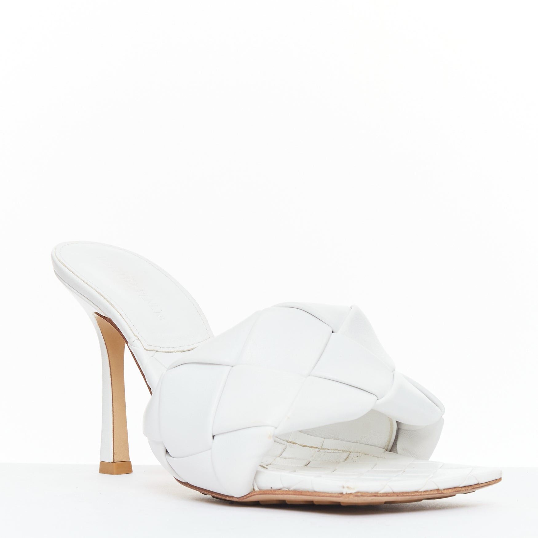 Bottega Veneta BOTTEGA VENETA Lido Optic White maxi woven lambskin mule heels EU37 Size US 7 / IT 37 - 2 Thumbnail