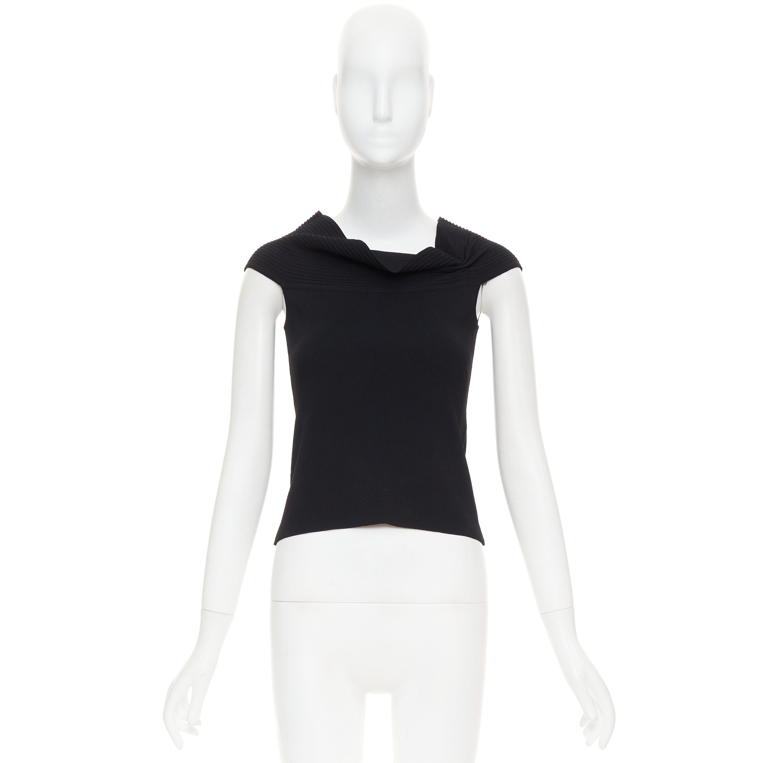 Oscar De La Renta OSCAR DE LA RENTA R10 black viscose blend cowl neck short top S Size S / US 4 / IT 40 - 9 Thumbnail