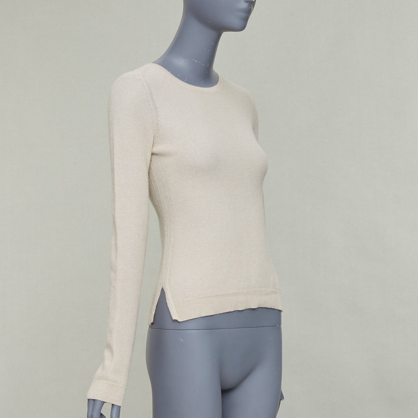 Loro Piana LORO PIANA 100% cashmere beige fine waffle knit crew neck sweater IT38 XS Size XS / US 0-2 / IT 36-38 - 3 Thumbnail