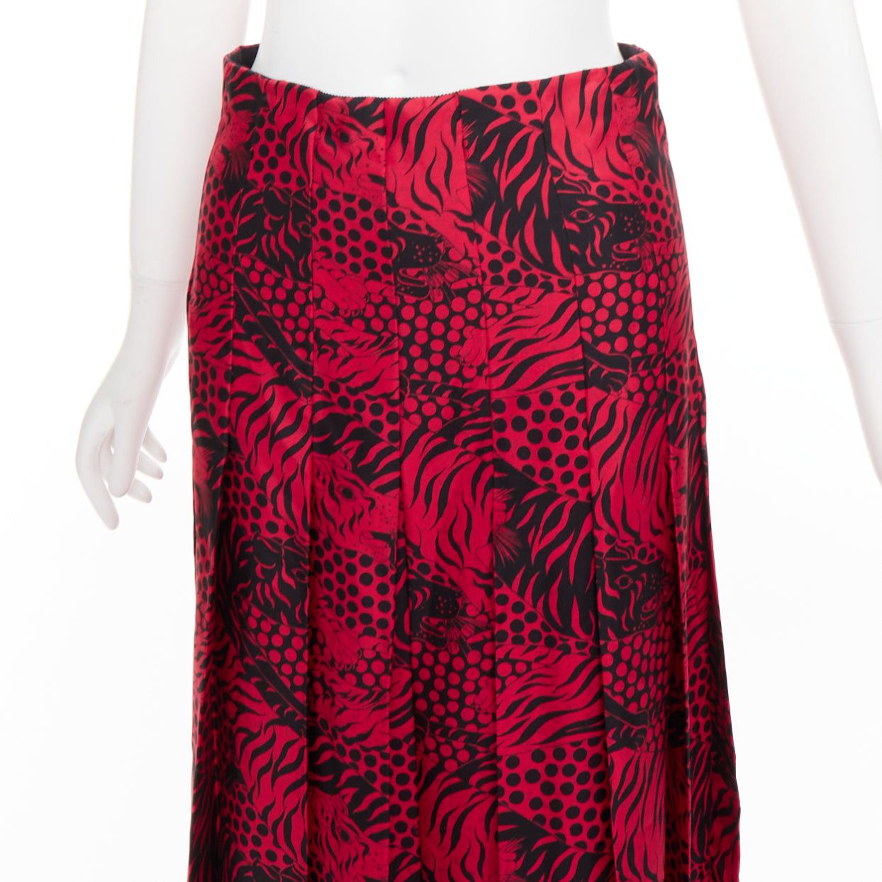 Gucci GUCCI 2018 Michele black red 100% silk tiger print pleated midi skirt IT38 XS Size 26" / US 2 / IT 38 - 7 Thumbnail