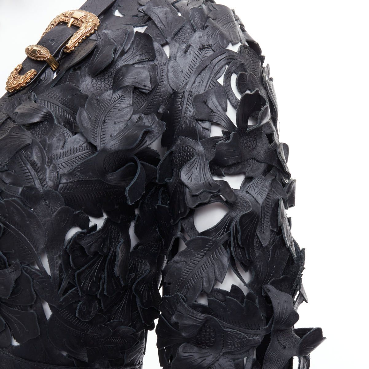 Alexander McQueen rare ALEXANDER MCQUEEN 2011 Runway black floral laser cut cropped leather jacket IT40 S Size S / US 4 / IT 40 - 2 Thumbnail