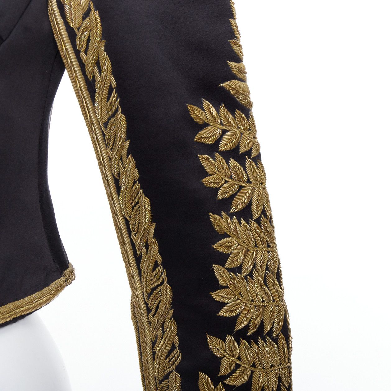 Alexander McQueen rare ALEXANDER MCQUEEN 2011 Runway black gold foliage embroidery crop military jacket IT38 XS Size XS / US 0-2 / IT 36-38 - 9 Thumbnail