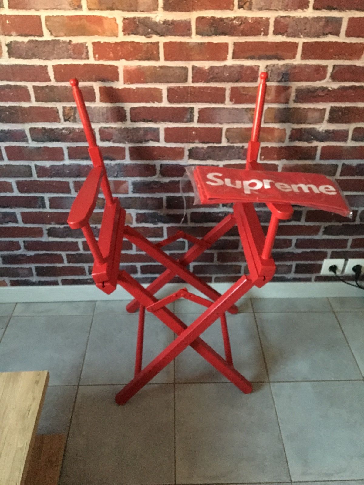 Supreme Director's Chair Red - SS19 - US