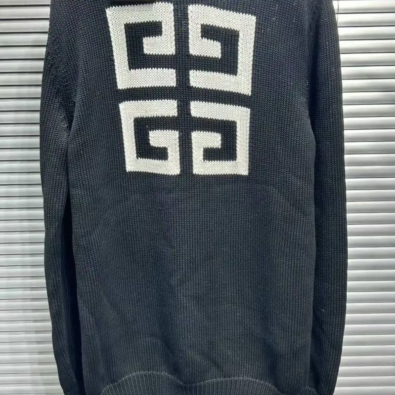 Givenchy Givenchy Black Long Sleeve Knit Sweater for Men 0089 Size US M / EU 48-50 / 2 - 3 Thumbnail