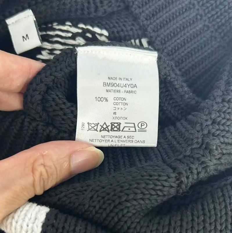 Givenchy Givenchy Black Long Sleeve Knit Sweater for Men 0089 Size US M / EU 48-50 / 2 - 4 Thumbnail