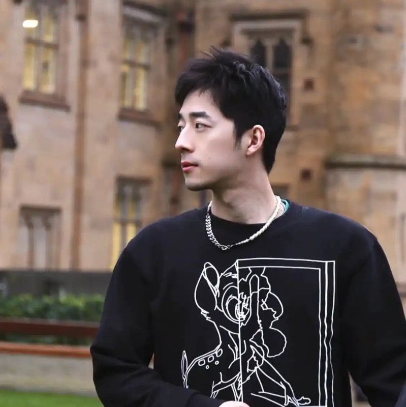 Givenchy Givenchy Men's Black Cotton Sweatshirt 0089 Size US XS / EU 42 / 0 - 5 Thumbnail