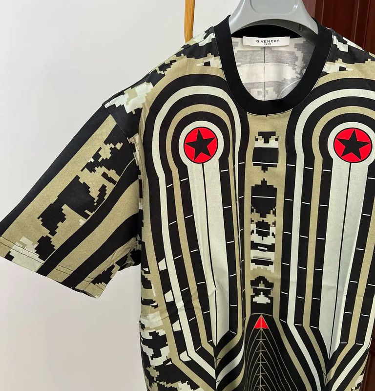 Givenchy Givenchy Multicolor Cotton Men's T-Shirt 0089 Size US S / EU 44-46 / 1 - 3 Thumbnail