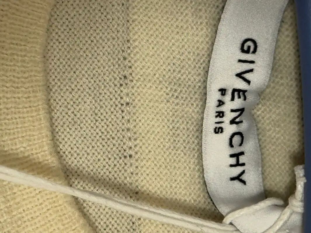 Givenchy Givenchy White Men's Knitted Sweater 0089 Size US XS / EU 42 / 0 - 3 Thumbnail