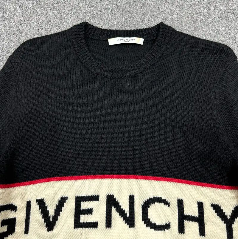 Givenchy Givenchy Black Wool Knitted Sweater for Men 0089 Size US S / EU 44-46 / 1 - 3 Thumbnail