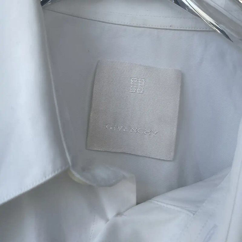 Givenchy Givenchy White Men's Shirt with Unique Details 0089 Size US M / EU 48-50 / 2 - 4 Thumbnail