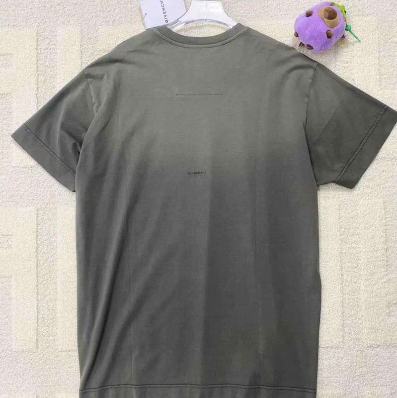 Givenchy Givenchy Green Graphic Men's T-Shirt 0089 Size US S / EU 44-46 / 1 - 2 Thumbnail