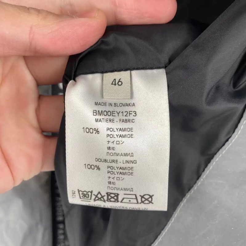 Givenchy Givenchy Men's Silver Long Sleeve Outerwear 0089 Size US S / EU 44-46 / 1 - 4 Thumbnail