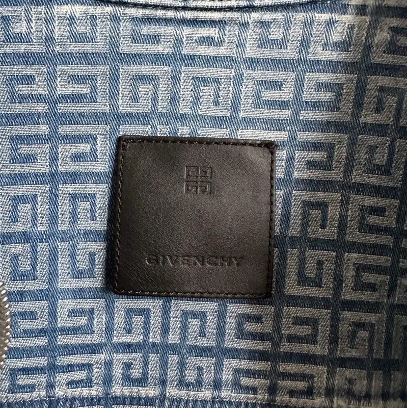 Givenchy Givenchy Blue Cotton Short-Sleeve Outerwear Shirt 0089 Size US S / EU 44-46 / 1 - 4 Thumbnail