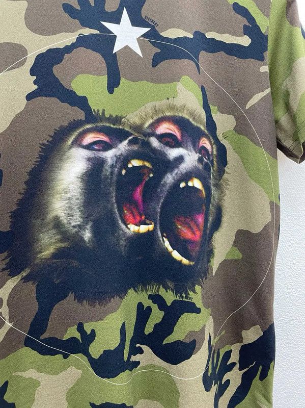 Givenchy Givenchy Camouflage Men's Short Sleeve T-Shirt 0089 Size US S / EU 44-46 / 1 - 4 Thumbnail