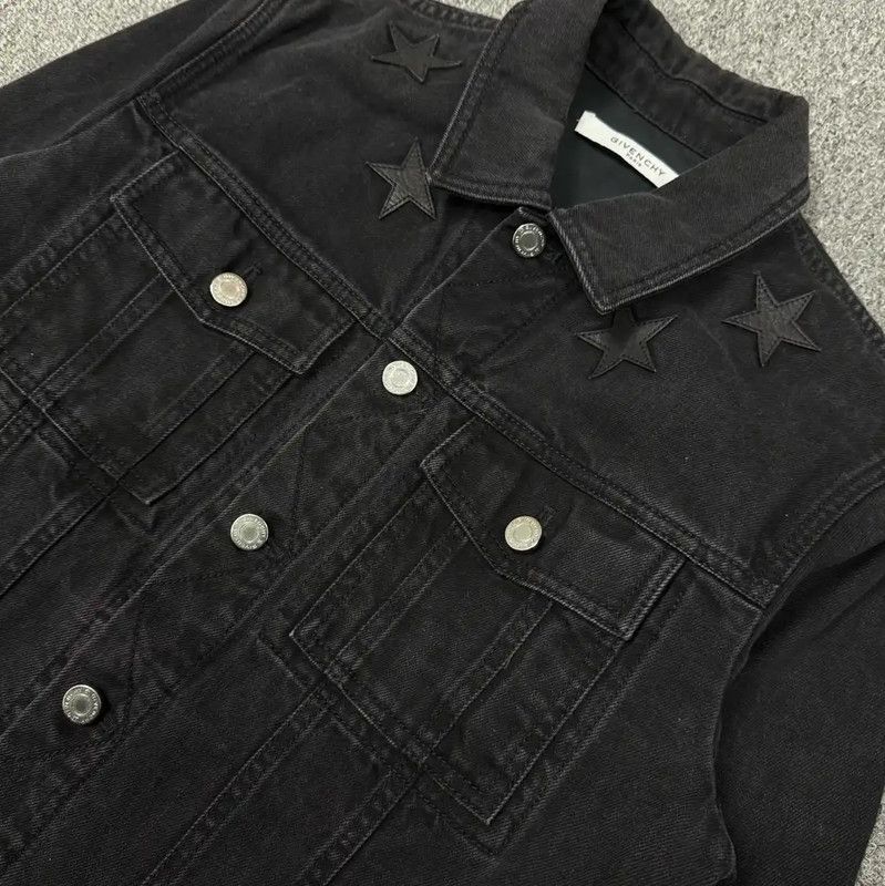 Givenchy Givenchy Black Denim Jacket for Men 0089 Size US M / EU 48-50 / 2 - 3 Thumbnail