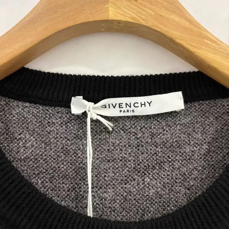 Givenchy Givenchy Black Wool Graphic Knit Sweater 0089 Size US XL / EU 56 / 4 - 4 Thumbnail