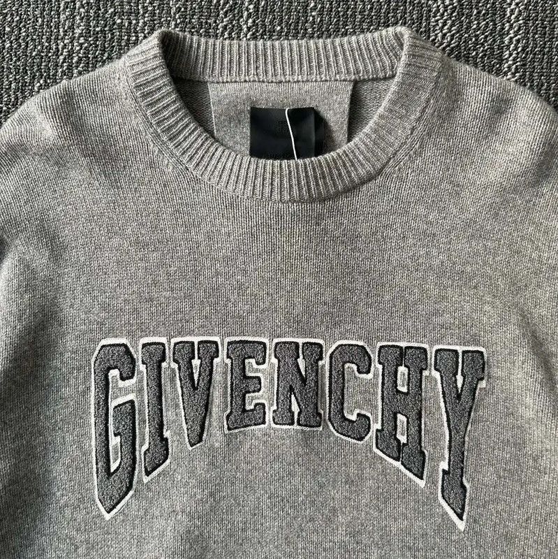 Givenchy Givenchy Gray Cotton Embroidered Long Sleeve Sweatshirt 0089 Size US XL / EU 56 / 4 - 5 Thumbnail