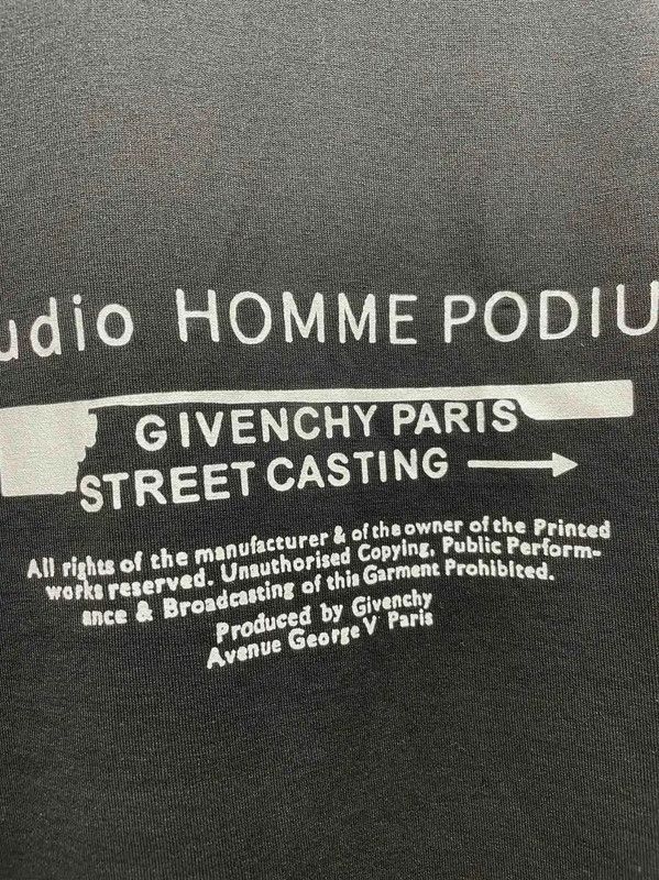 Givenchy Givenchy Black Long Sleeve T-Shirt for Men 0089 Size US L / EU 52-54 / 3 - 6 Thumbnail