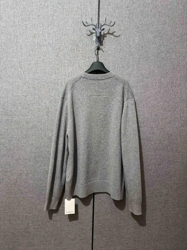 Givenchy Givenchy Gray Cashmere Embroidered Logo Sweater 0089 Size US XL / EU 56 / 4 - 2 Thumbnail