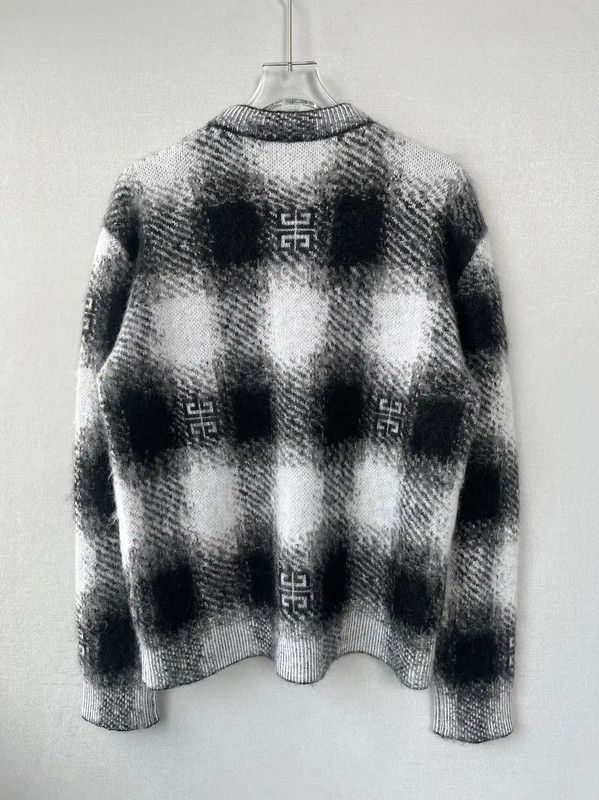 Givenchy Givenchy Gray Plaid Knit Sweater for Men 0089 Size US M / EU 48-50 / 2 - 2 Thumbnail