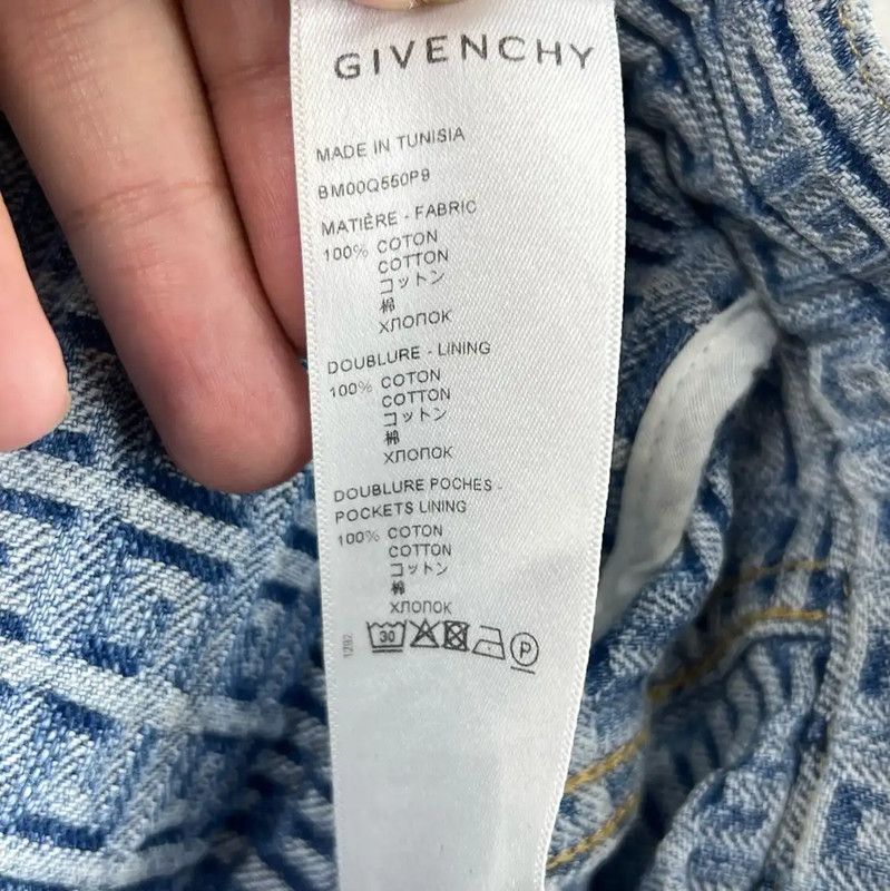 Givenchy Givenchy Light Blue Logo Men's Jacket 0089 Size US S / EU 44-46 / 1 - 5 Thumbnail