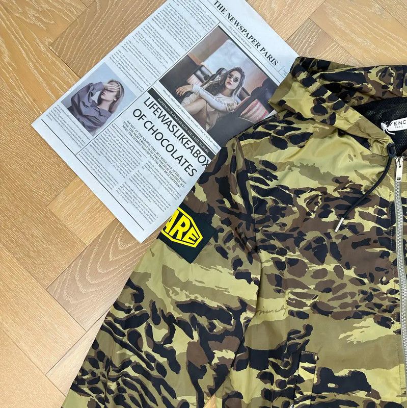 Givenchy Givenchy Camouflage Hooded Jacket for Men 0089 Size US L / EU 52-54 / 3 - 6 Thumbnail