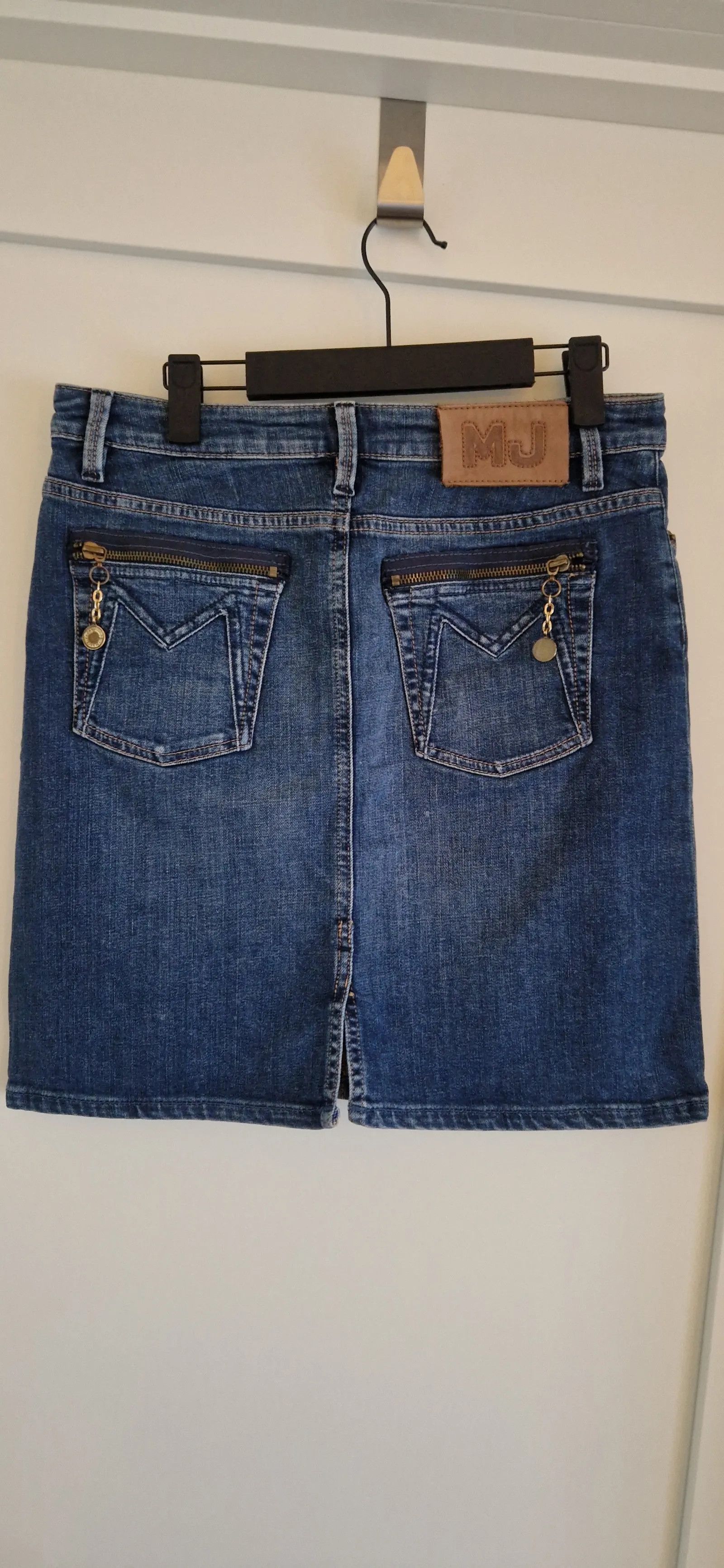 Marc Jacobs Marc Jacobs Skirt Size 27" / US 4 / IT 40 - 4 Thumbnail