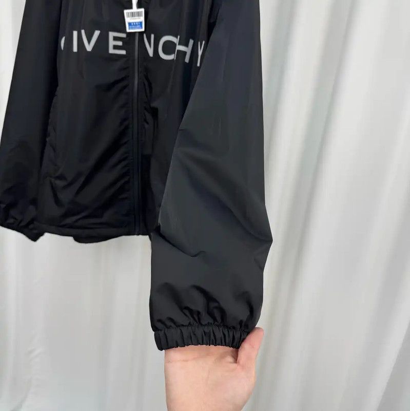 Givenchy Givenchy Men's Long Sleeve Black Logo Jacket 0089 Size US XL / EU 56 / 4 - 4 Thumbnail