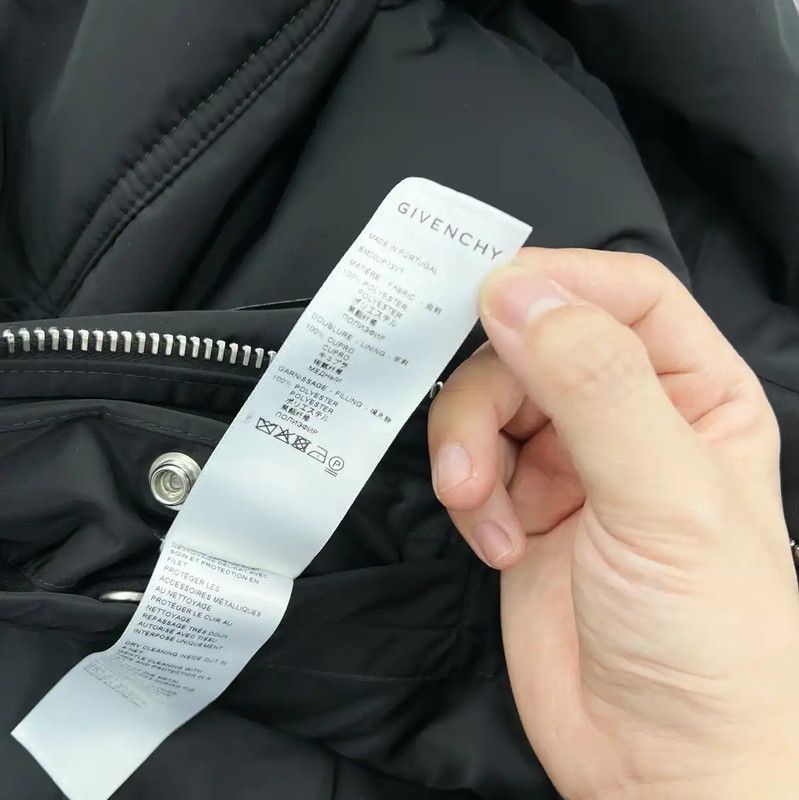 Givenchy Givenchy Black Embroidered Logo Long Down Jacket 0089 Size US XL / EU 56 / 4 - 8 Thumbnail